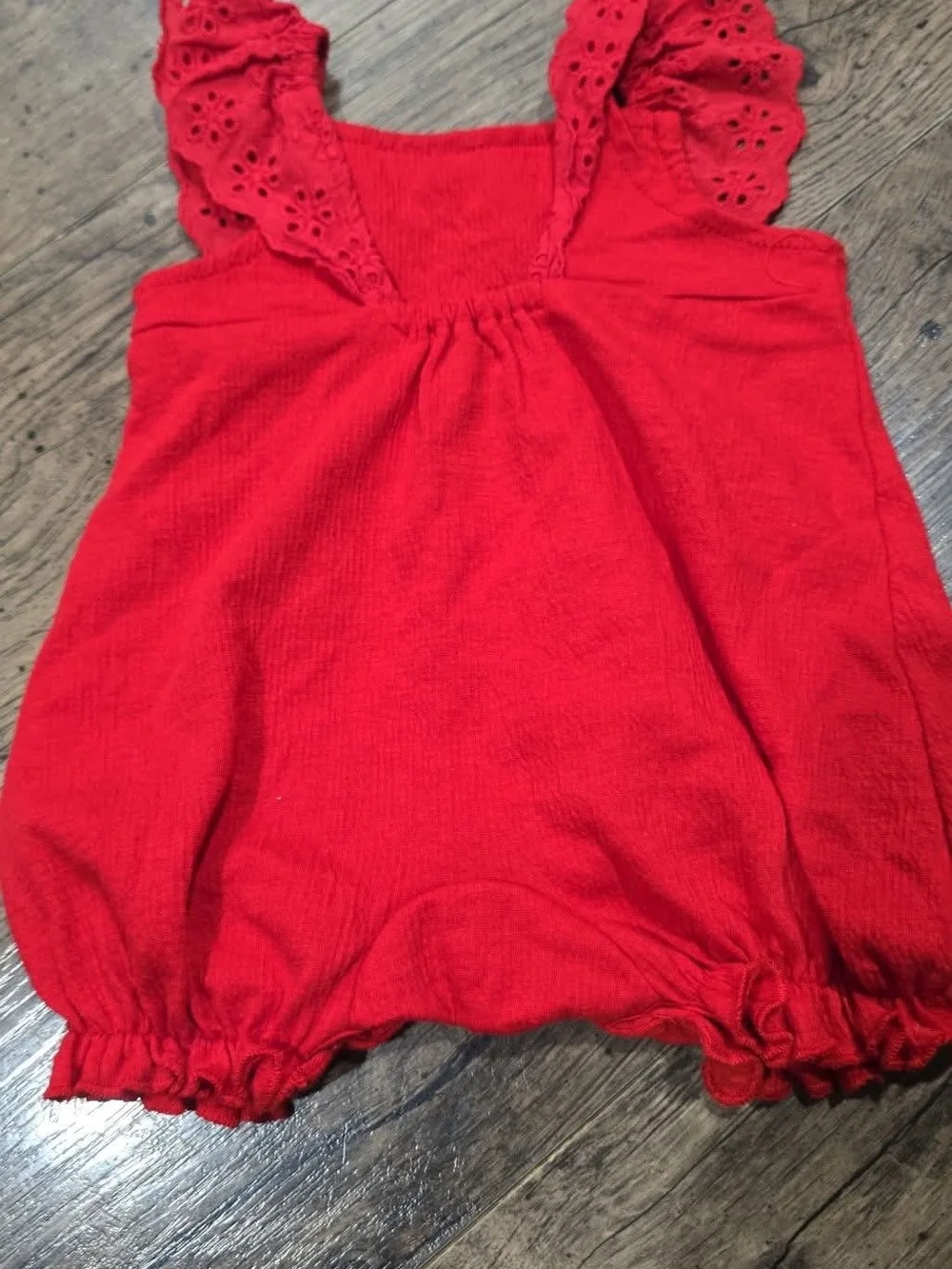 Hello Kitty adorable red